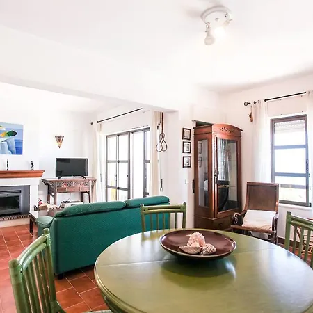 Lovelystay - Ericeira Beach House