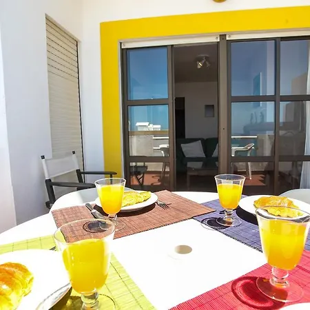 Lovelystay - Ericeira Beach House Μάφρα