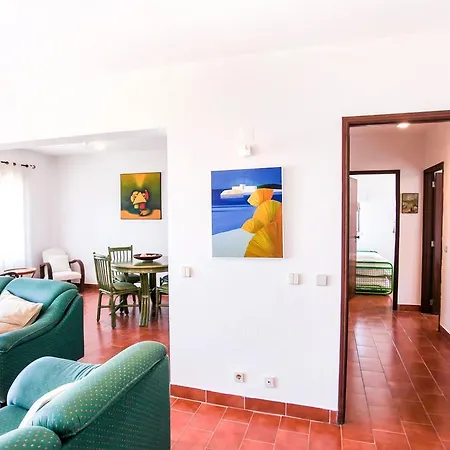 Lovelystay - Ericeira Beach House *