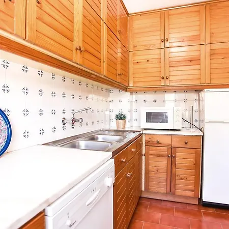 Lovelystay - Ericeira Beach House